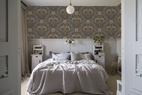 Oscar Antique Medallion Blue